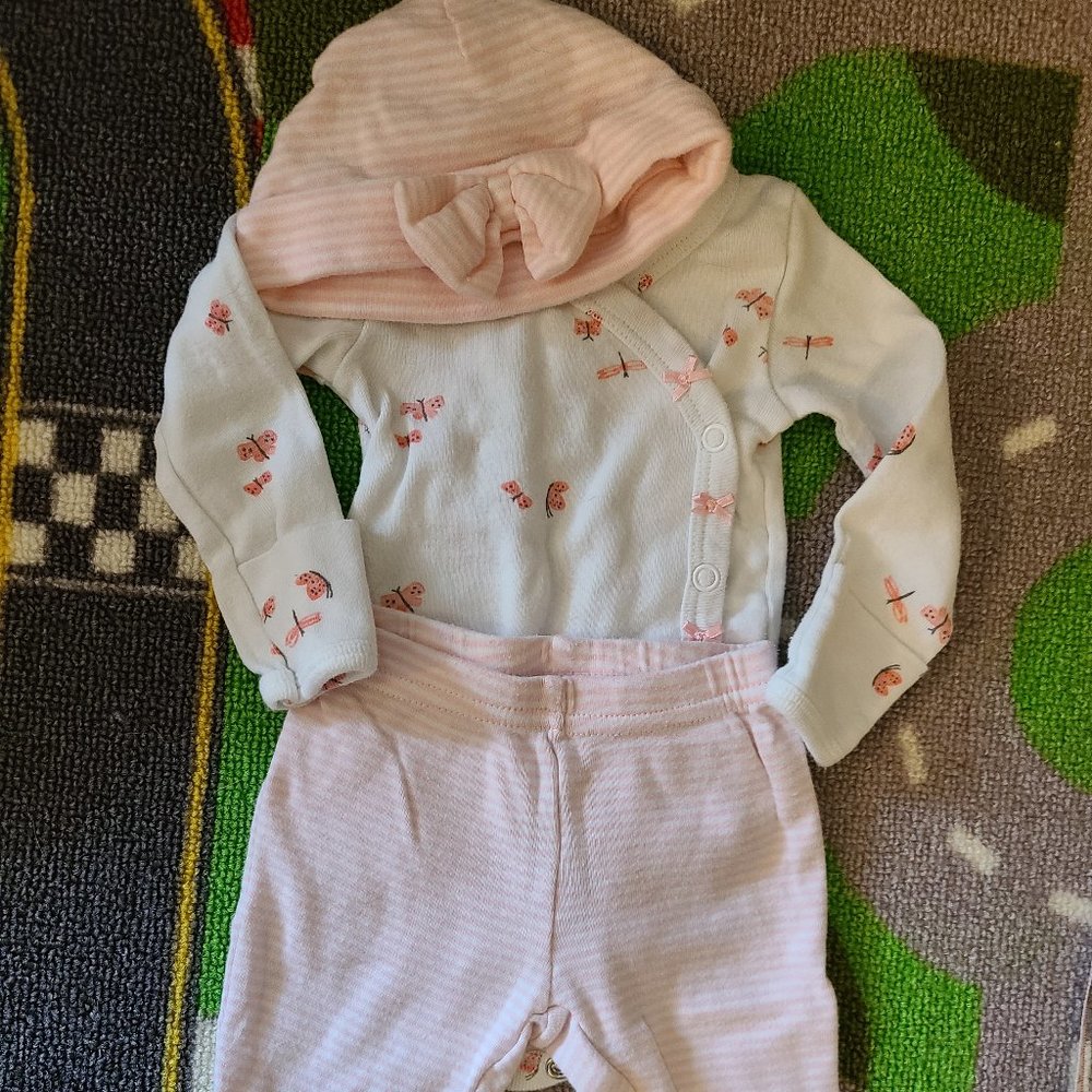Carter's Newborn Dragonfly Layette Set